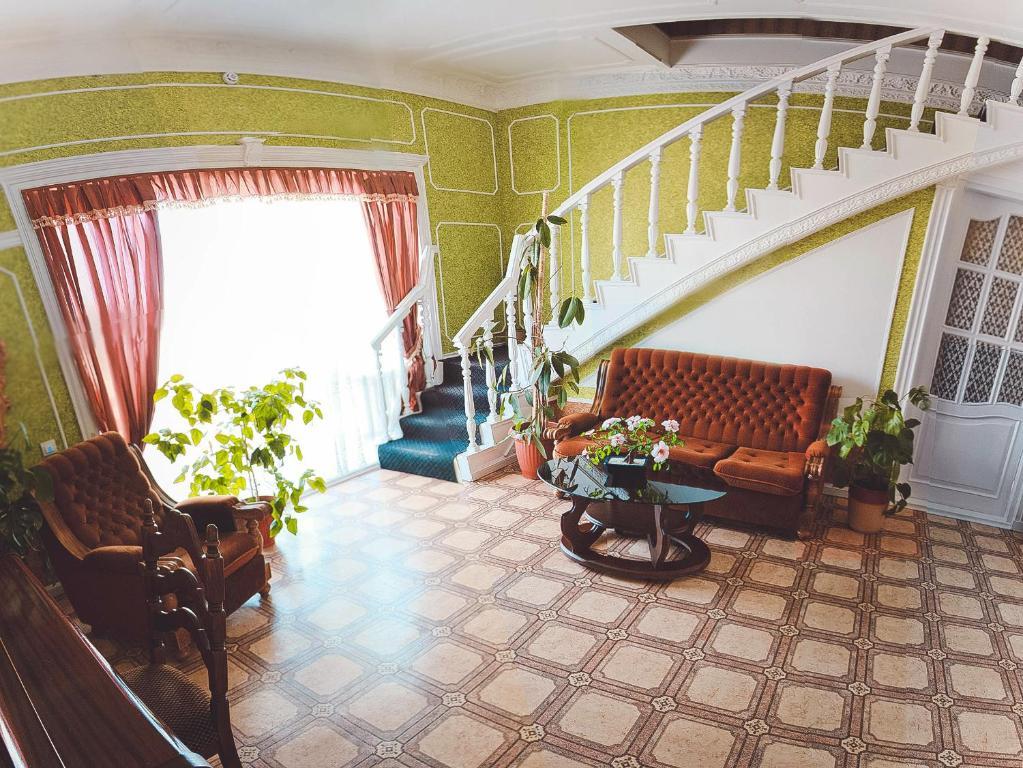 Versal Hotel เคอร์ซอน ภายนอก รูปภาพ